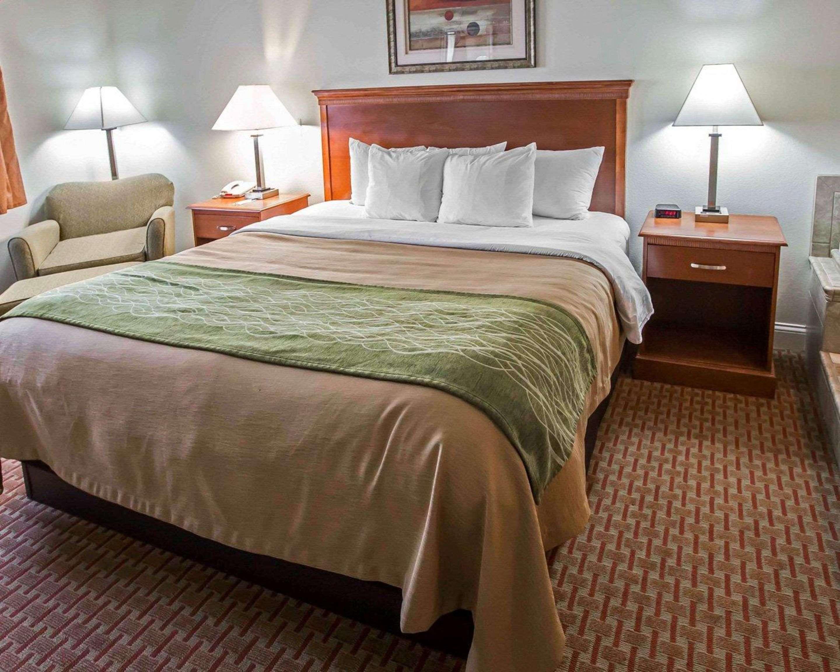 Comfort Inn Hebron-Lowell Area Dinwiddie Екстер'єр фото