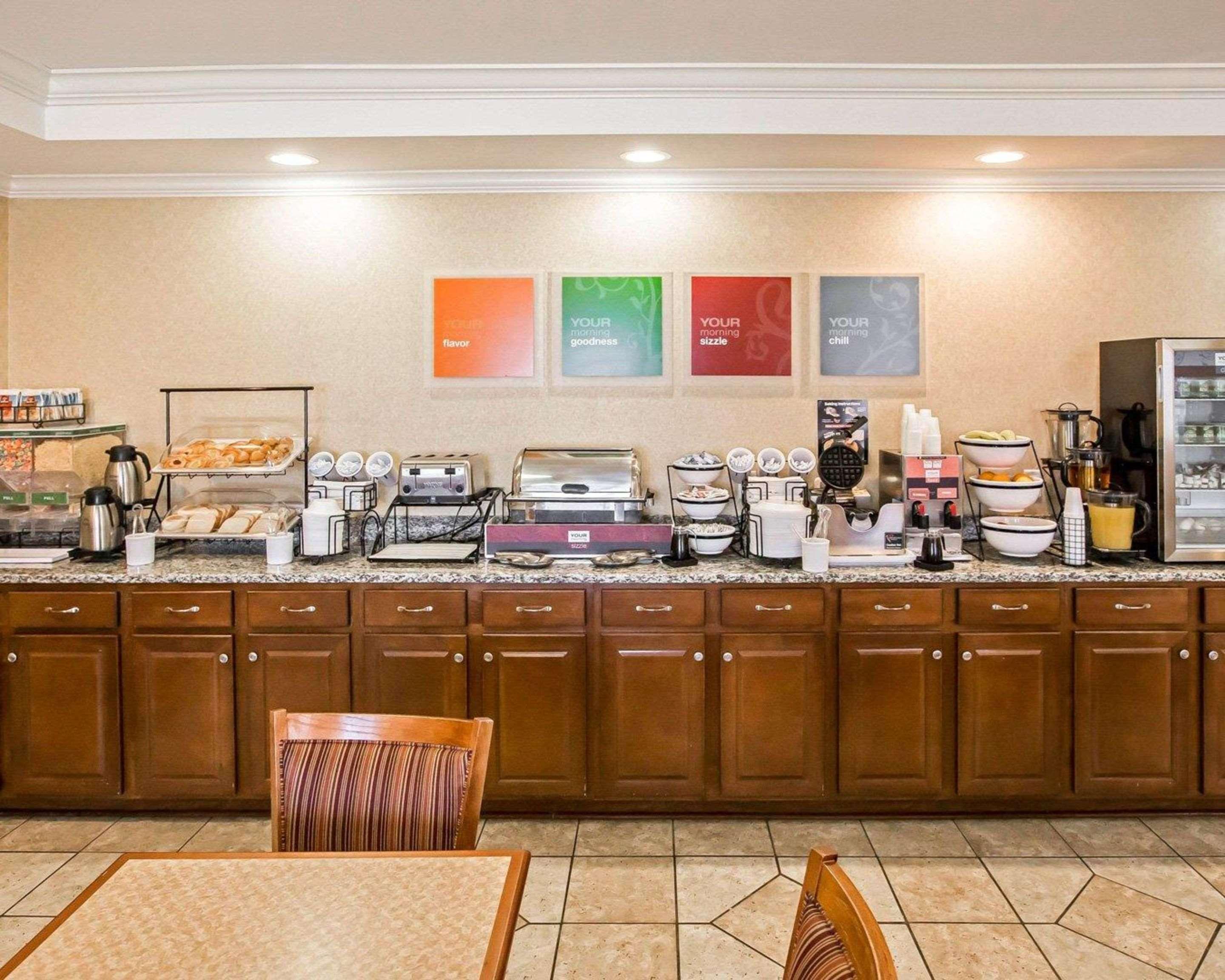 Comfort Inn Hebron-Lowell Area Dinwiddie Екстер'єр фото