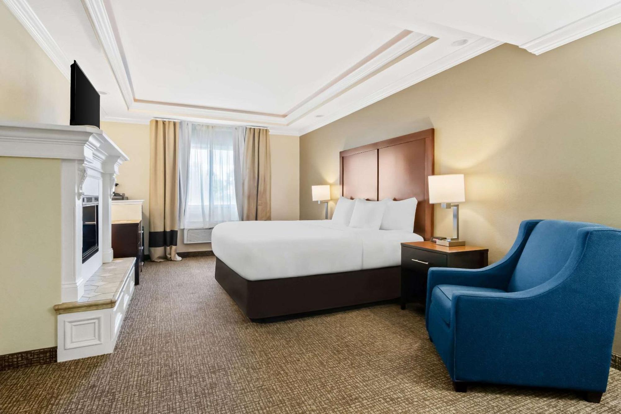 Comfort Inn Hebron-Lowell Area Dinwiddie Екстер'єр фото