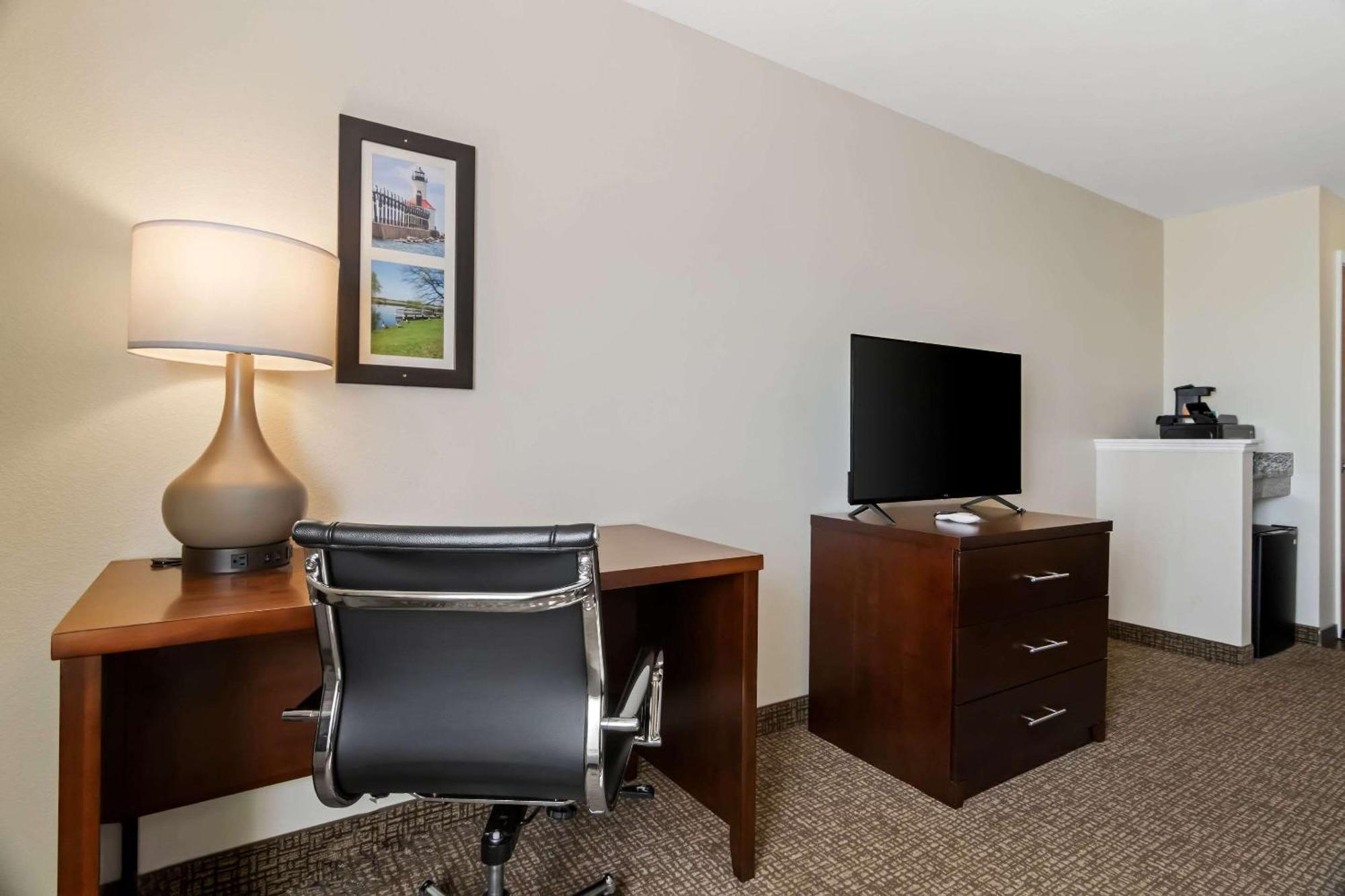 Comfort Inn Hebron-Lowell Area Dinwiddie Екстер'єр фото