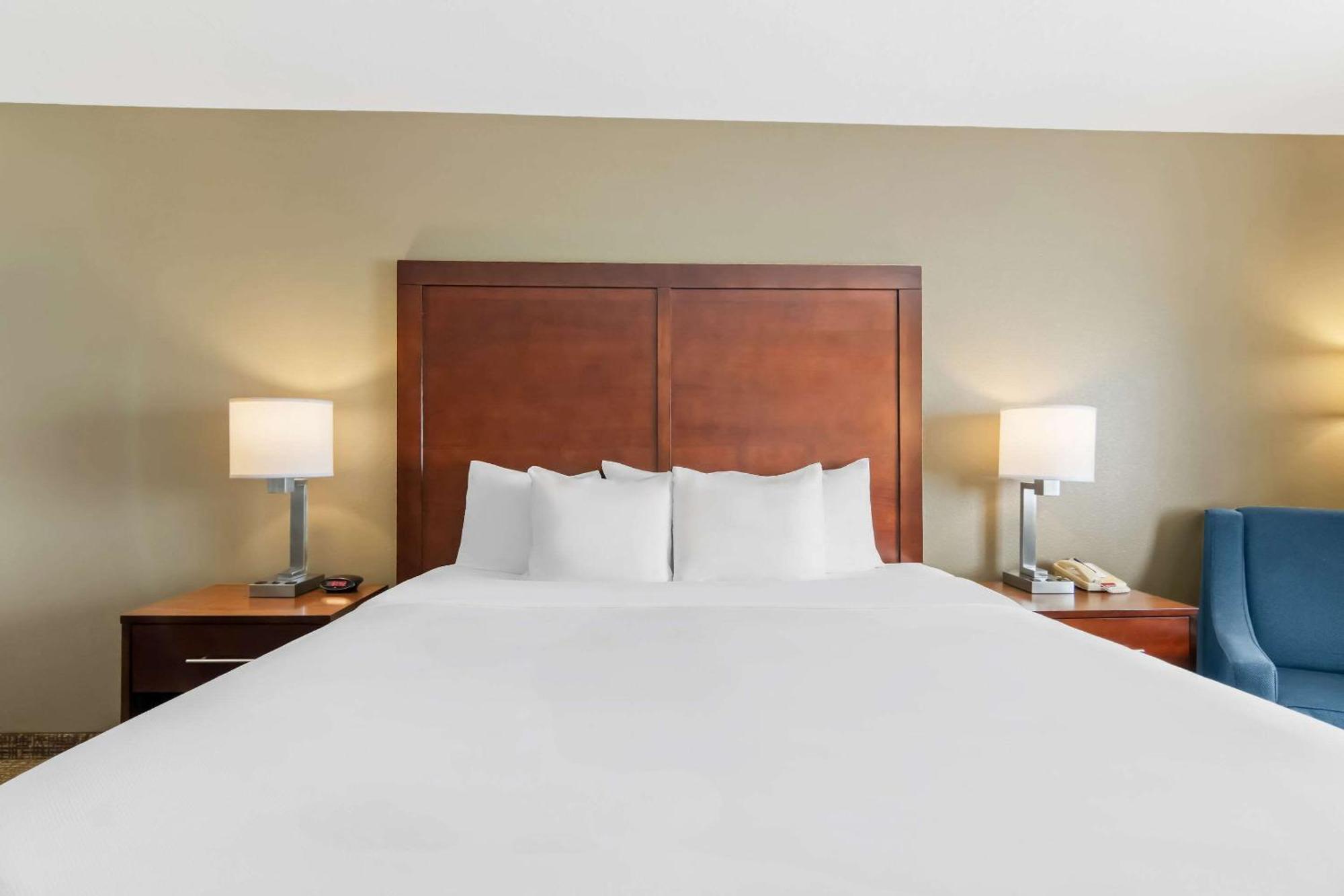 Comfort Inn Hebron-Lowell Area Dinwiddie Екстер'єр фото
