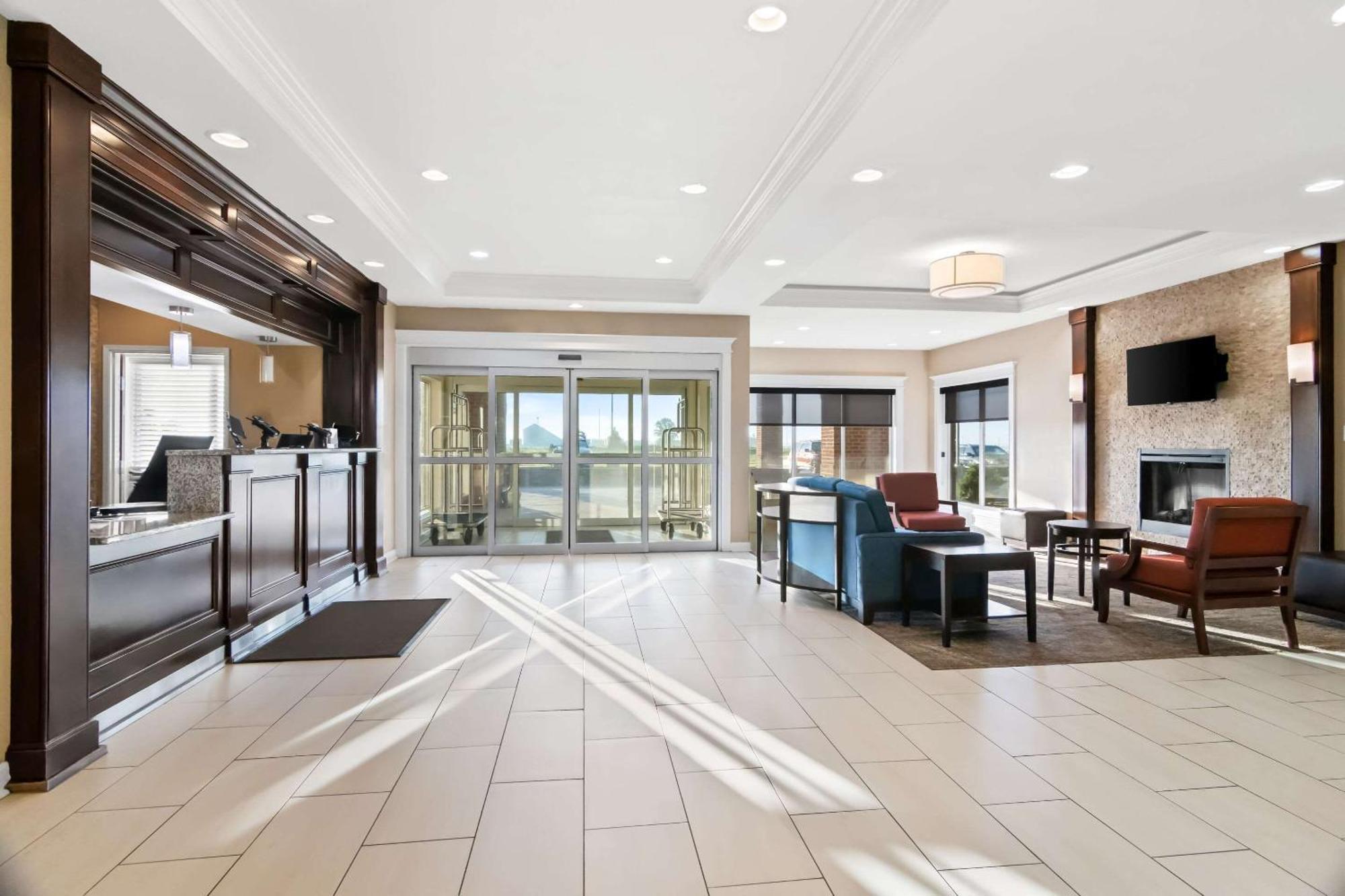 Comfort Inn Hebron-Lowell Area Dinwiddie Екстер'єр фото