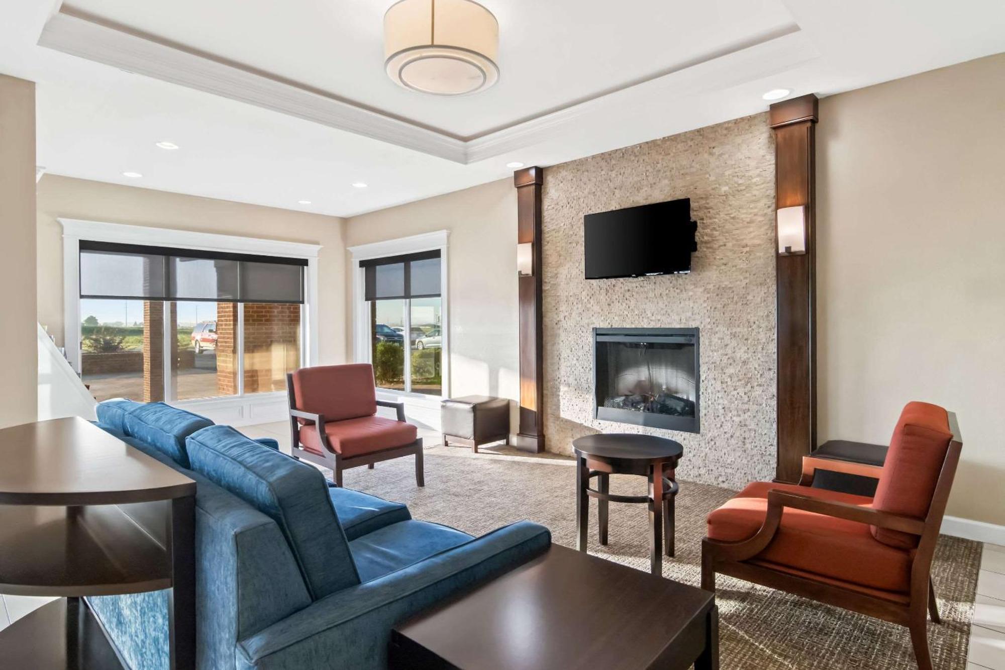 Comfort Inn Hebron-Lowell Area Dinwiddie Екстер'єр фото